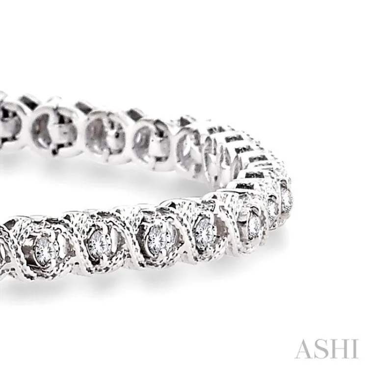 1 Ctw Round Cut Diamond X & O Link Bracelet in 10K White Gold