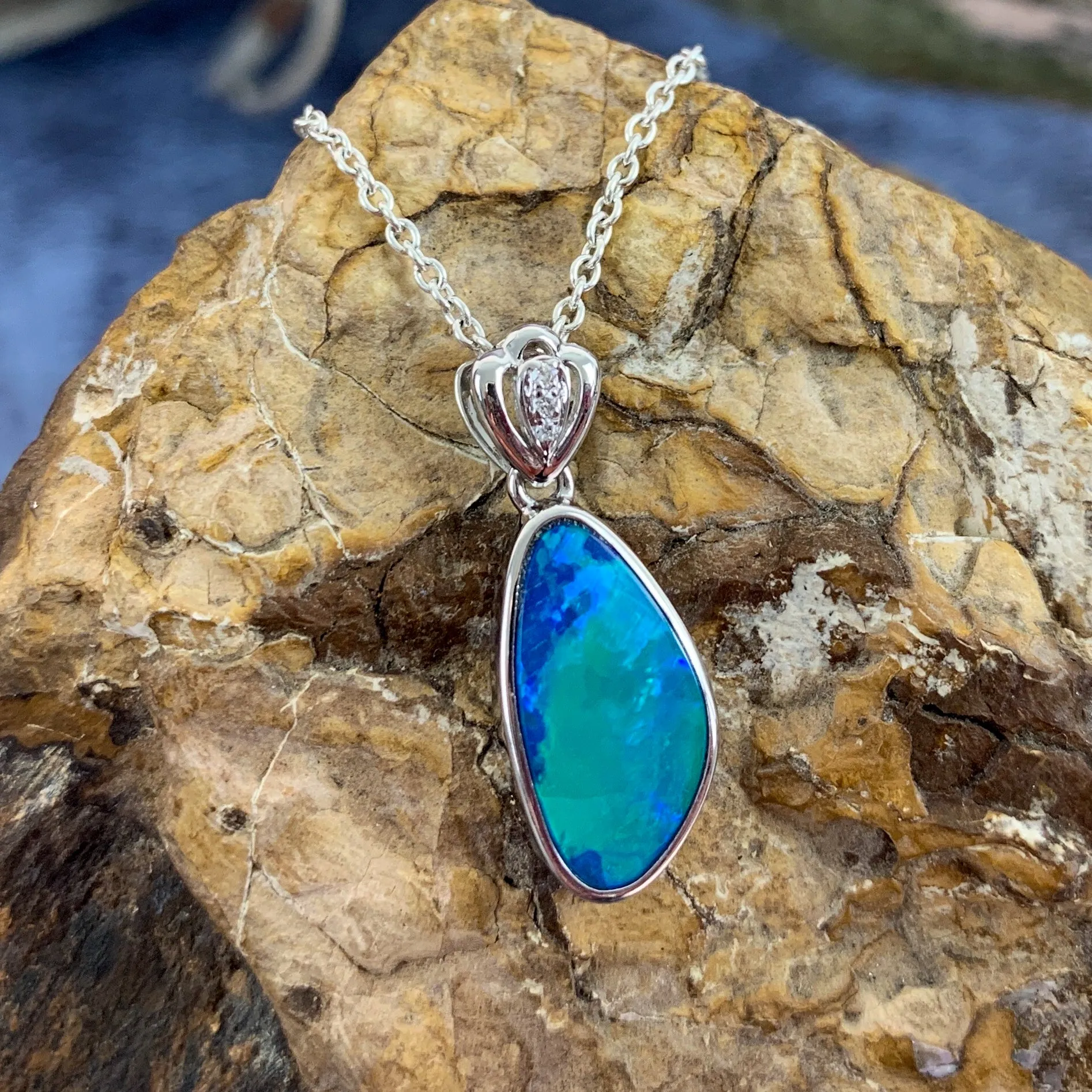 14kt White Gold Blue Green Opal doublet pendant