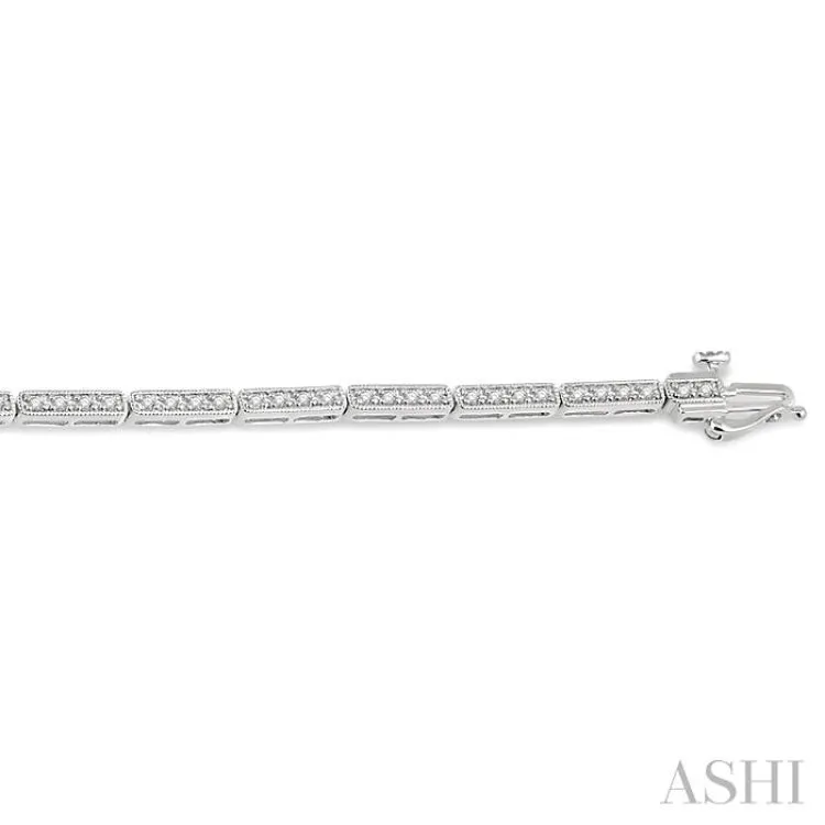 3/4 Ctw Bar Link Round Cut Diamond Bracelet in 10K White Gold