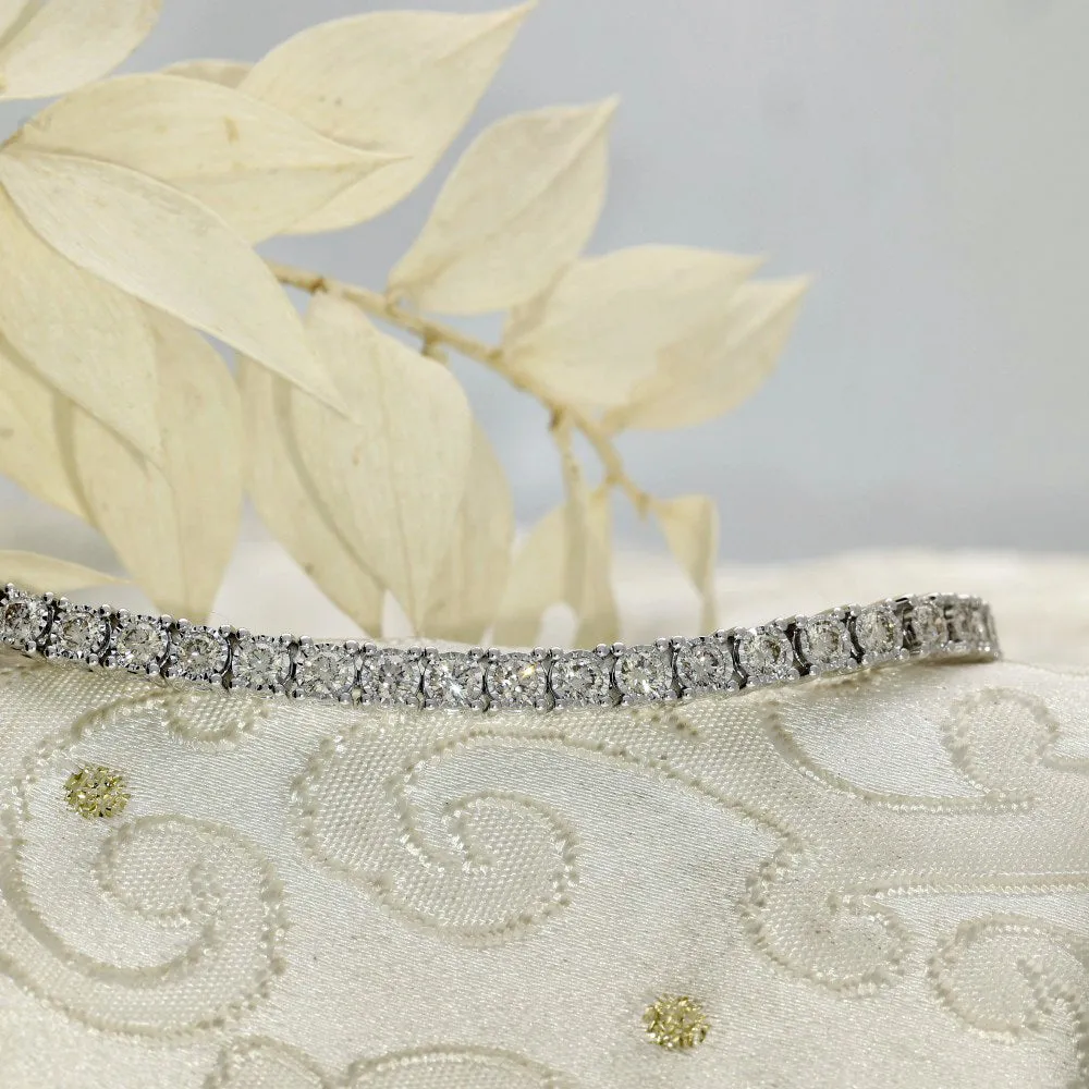 9ct White Gold Diamond Tennis Bracelet - 3.47ct