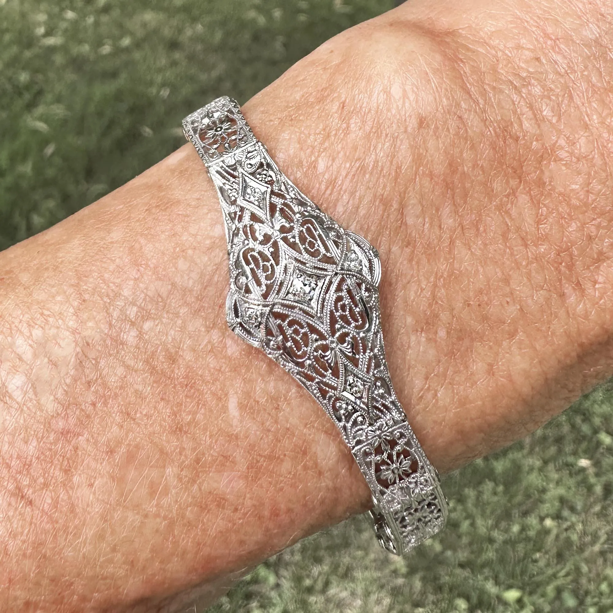 Art Deco 14K White Gold Floral Filigree Diamond Bracelet