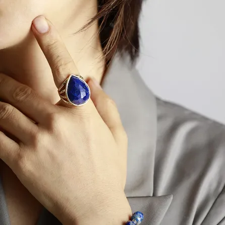 Bague de Protection en Lapis Lazuli Pour Harmonie Émotionnelle et Sagesse Intérieure