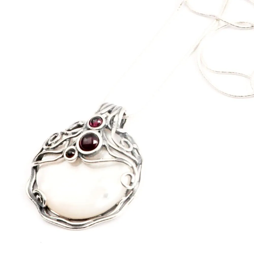 Bluenoemi Necklace for Woman Mother of Pearl Sterling Silver Necklace set with Garnet / Amethyst