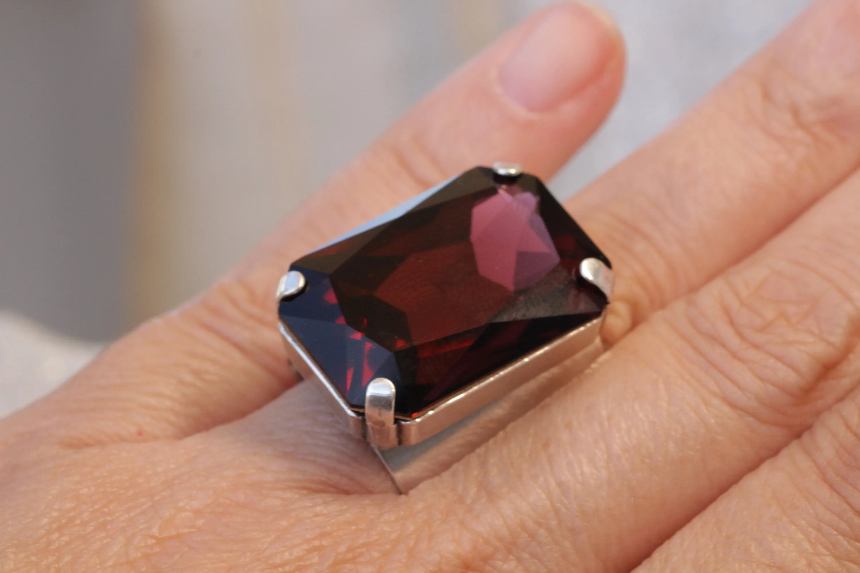 BURGUNDY RING