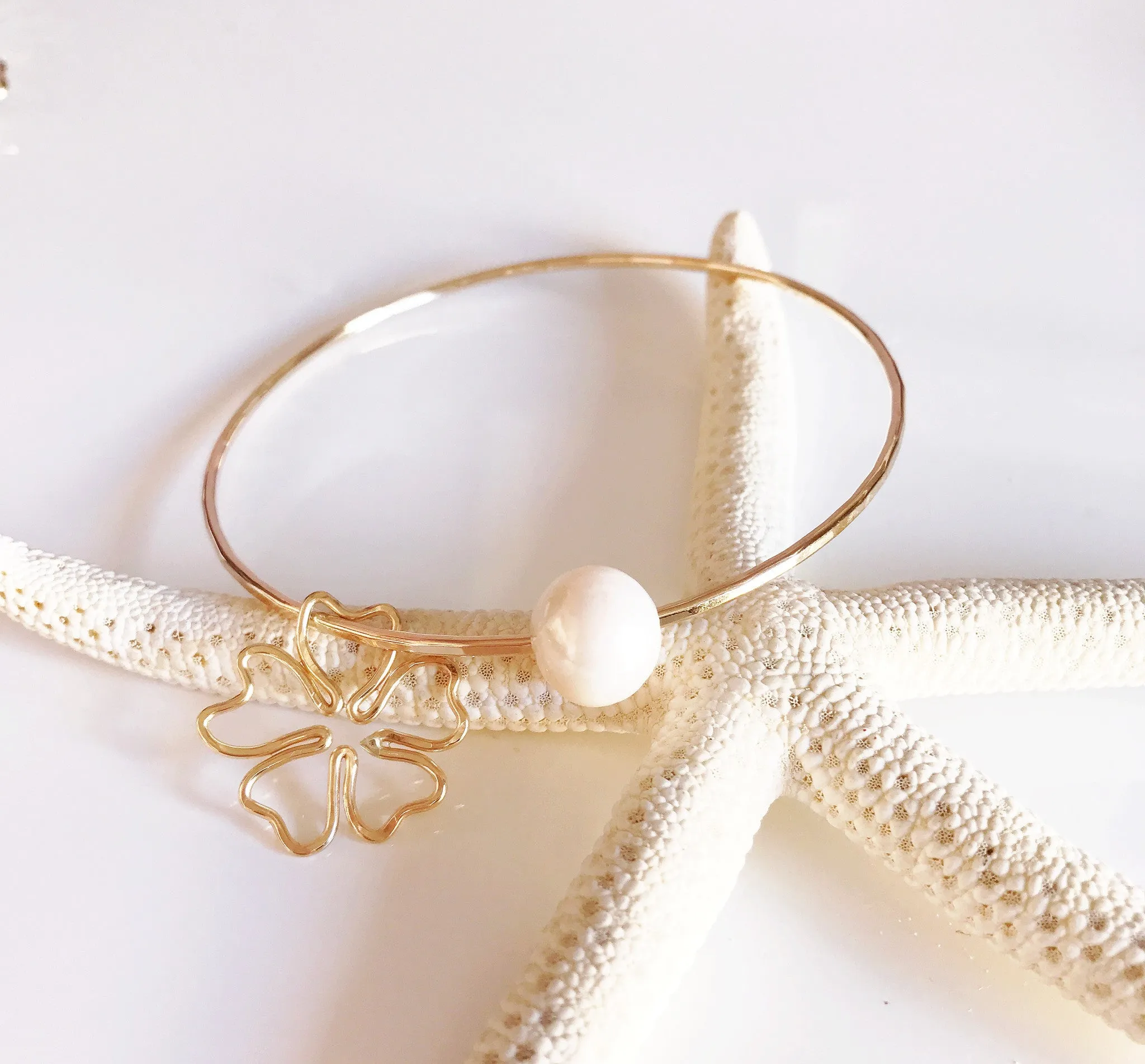 Cherry blossom bangle- white pearl (B300)