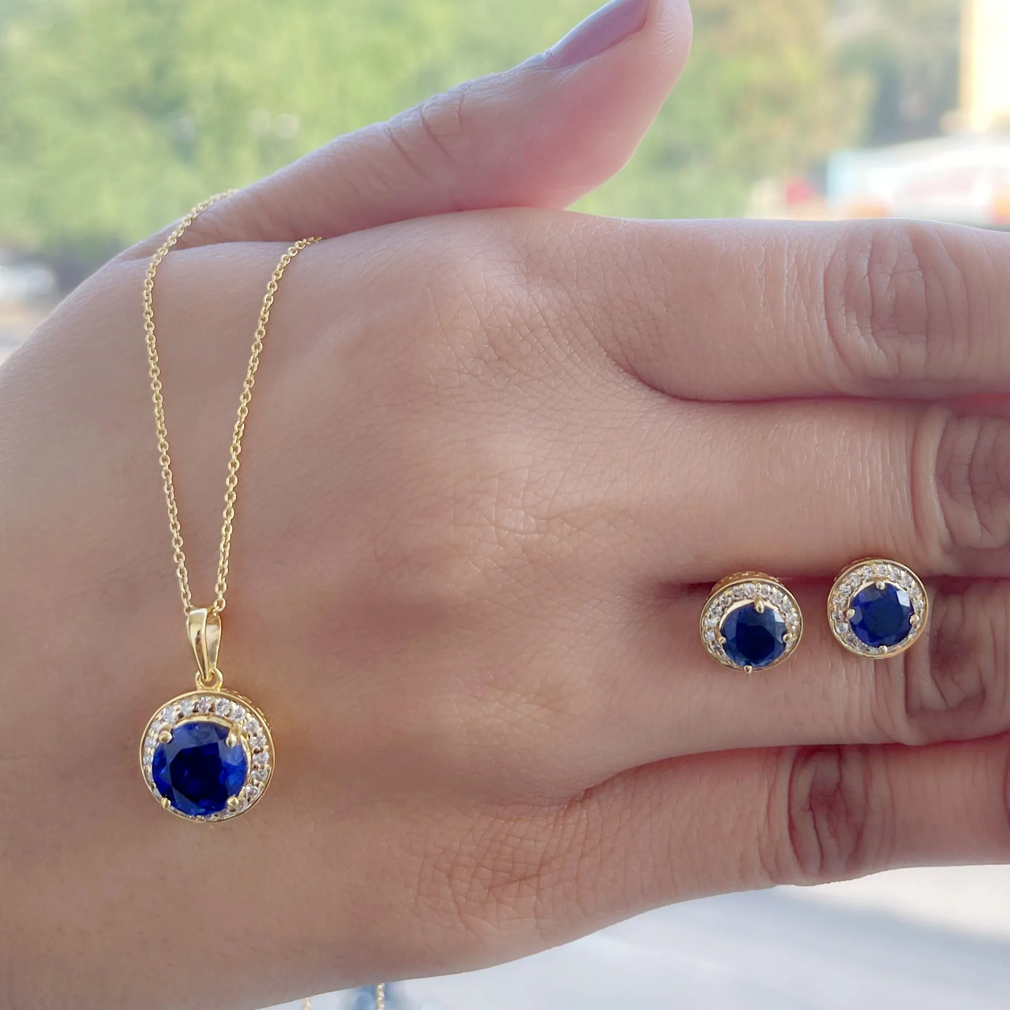 Classic Lab Grown Blue Sapphire And Moissanite Halo Bridal Jewelry Set