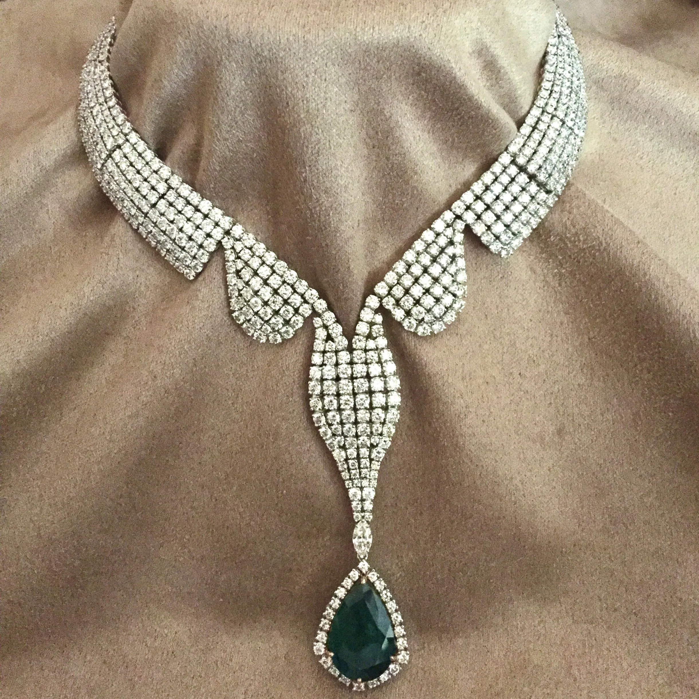 Emeralds & Diamonds Love Suite (123.27 ct Emeralds & Diamonds) in White Gold