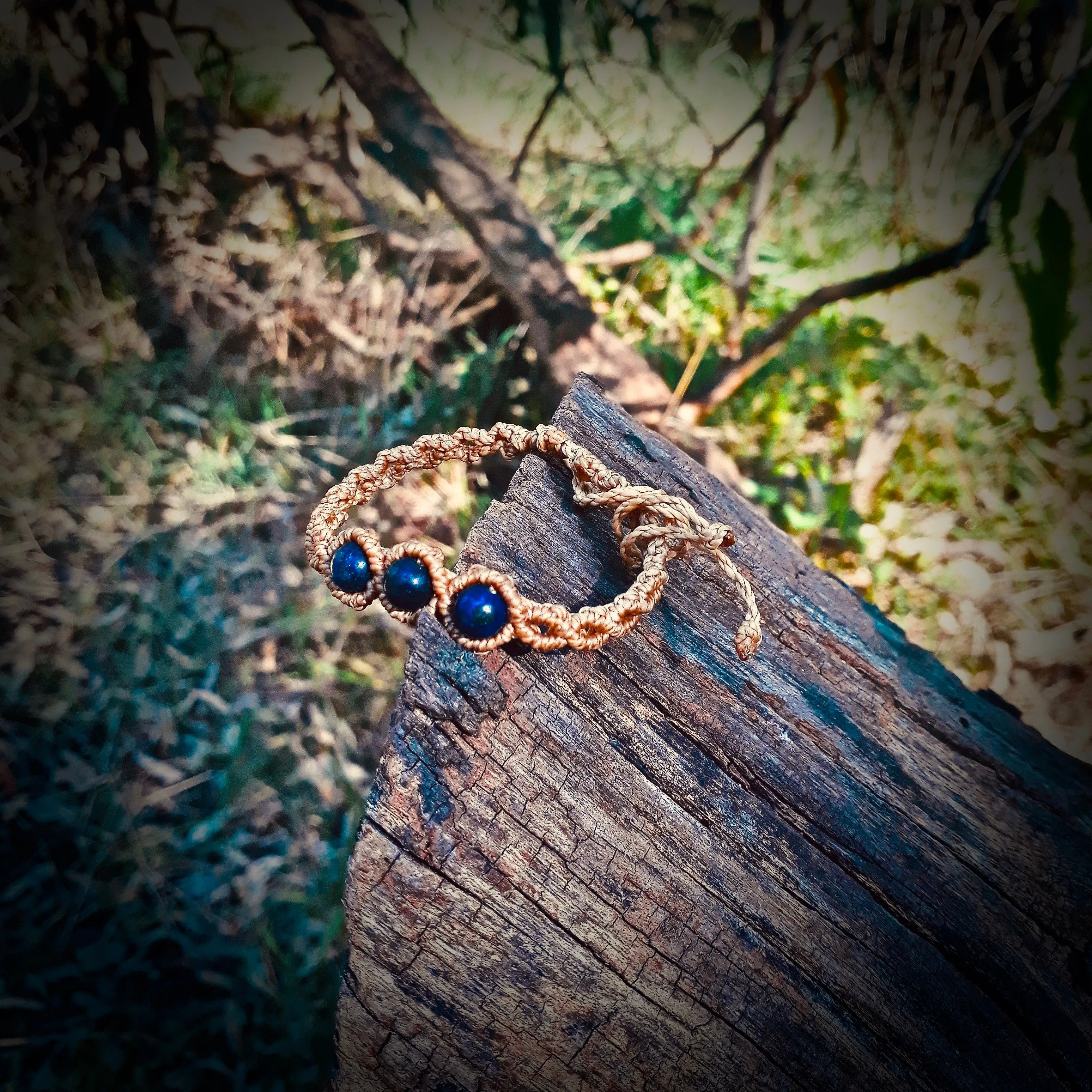 Lapis lazuli beads bracelet