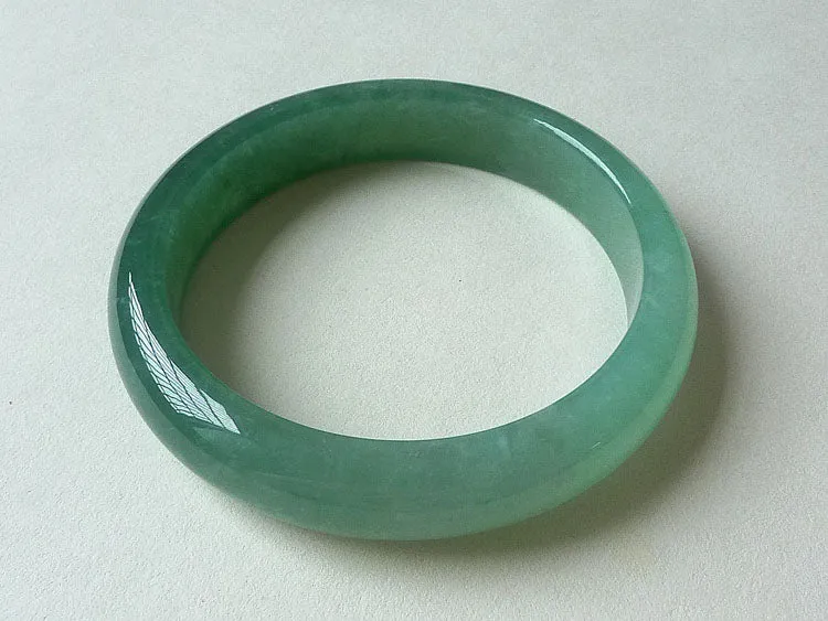 Natural Jade Bangle Jadeite Bangle Internal Diameter 56.5mm BER223