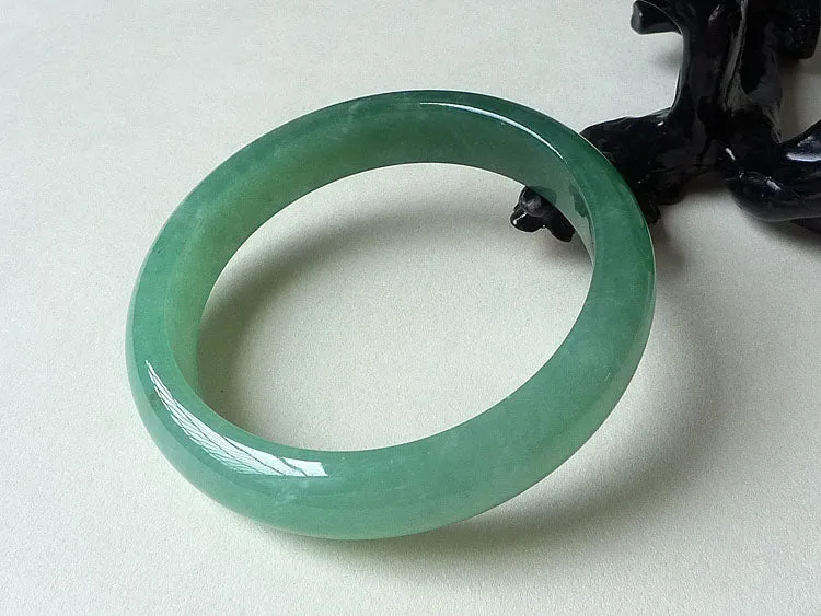 Natural Jade Bangle Jadeite Bangle Internal Diameter 56.5mm BER223