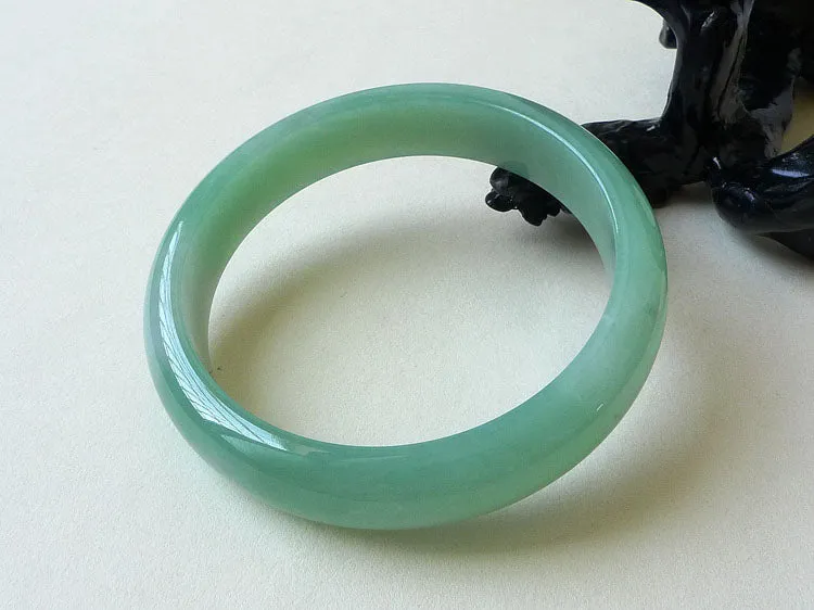 Natural Jade Bangle Jadeite Bangle Internal Diameter 57.7mm BER356