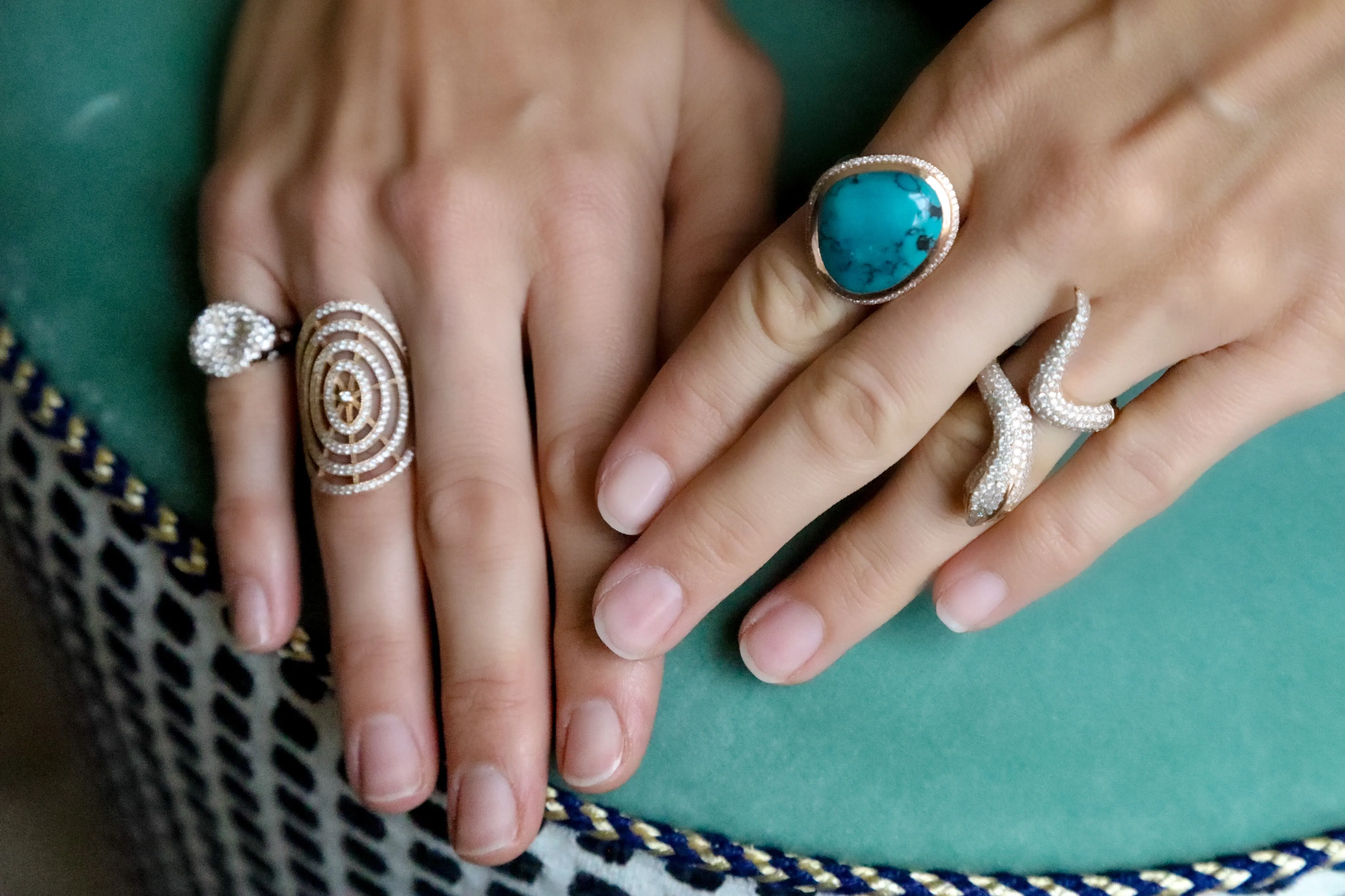 Oval Web Ring