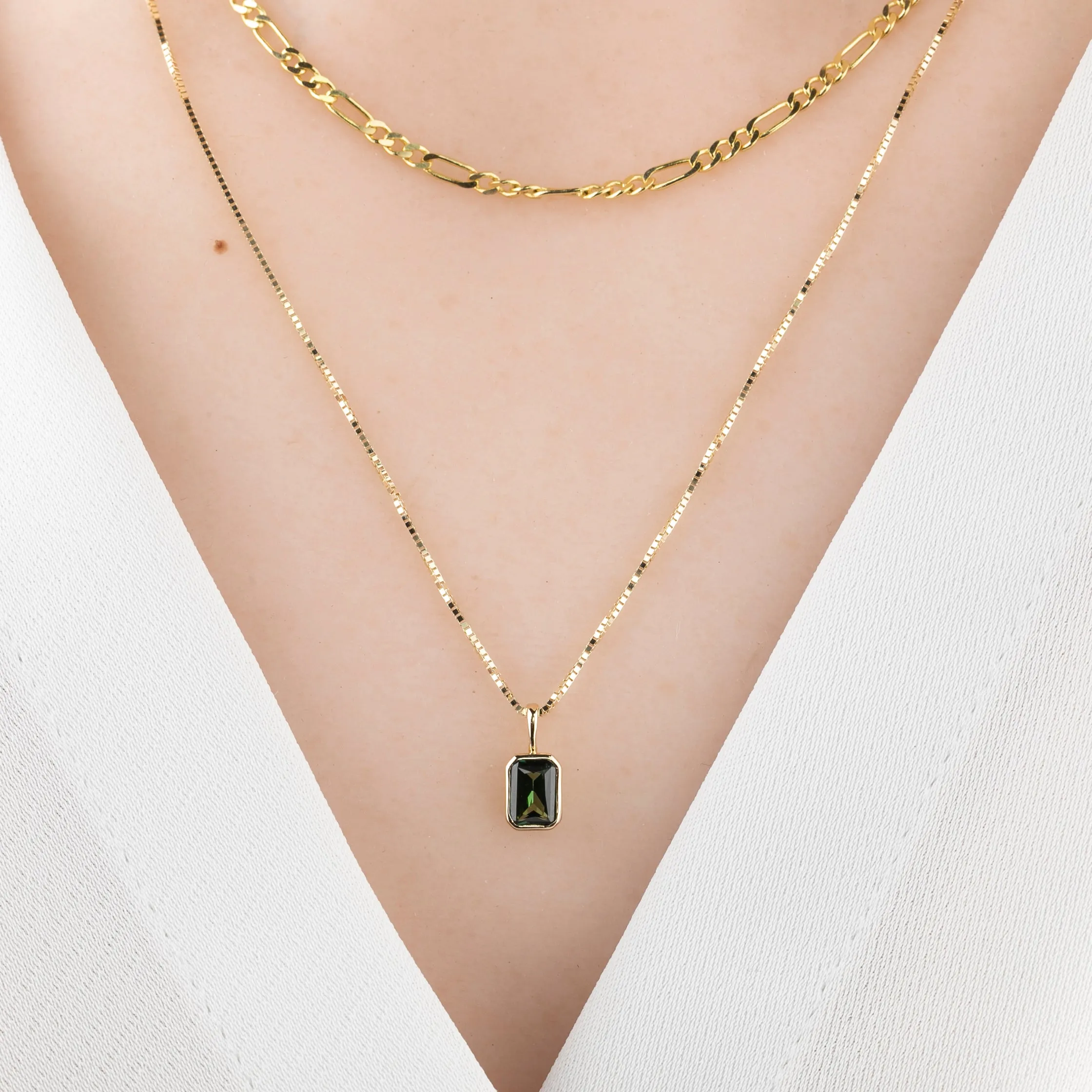 Patia Necklace Green Sapphire, 14K Yellow Gold (One of a kind)