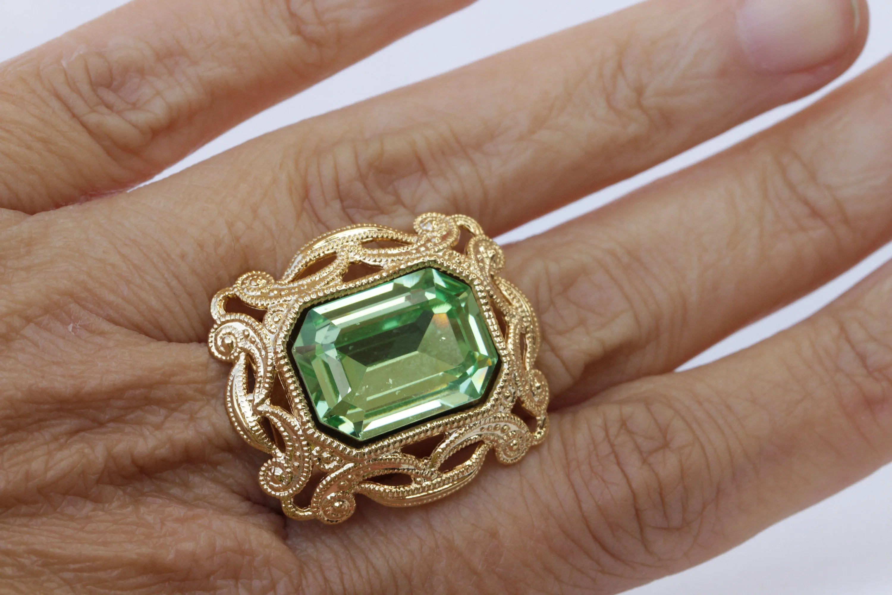 PERIDOT STATEMENT RING