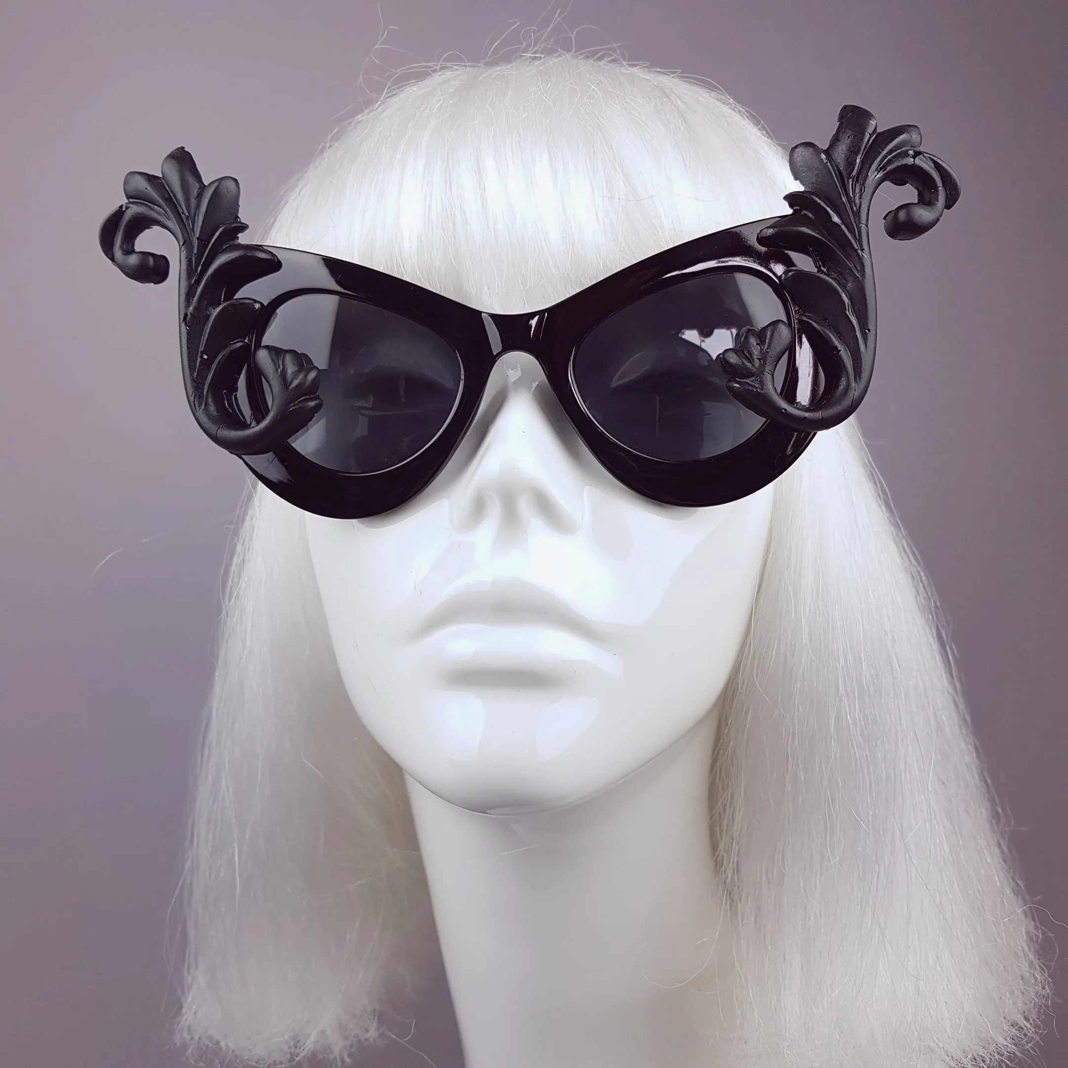 "Diva" Black Filigree Catseye Sunglasses