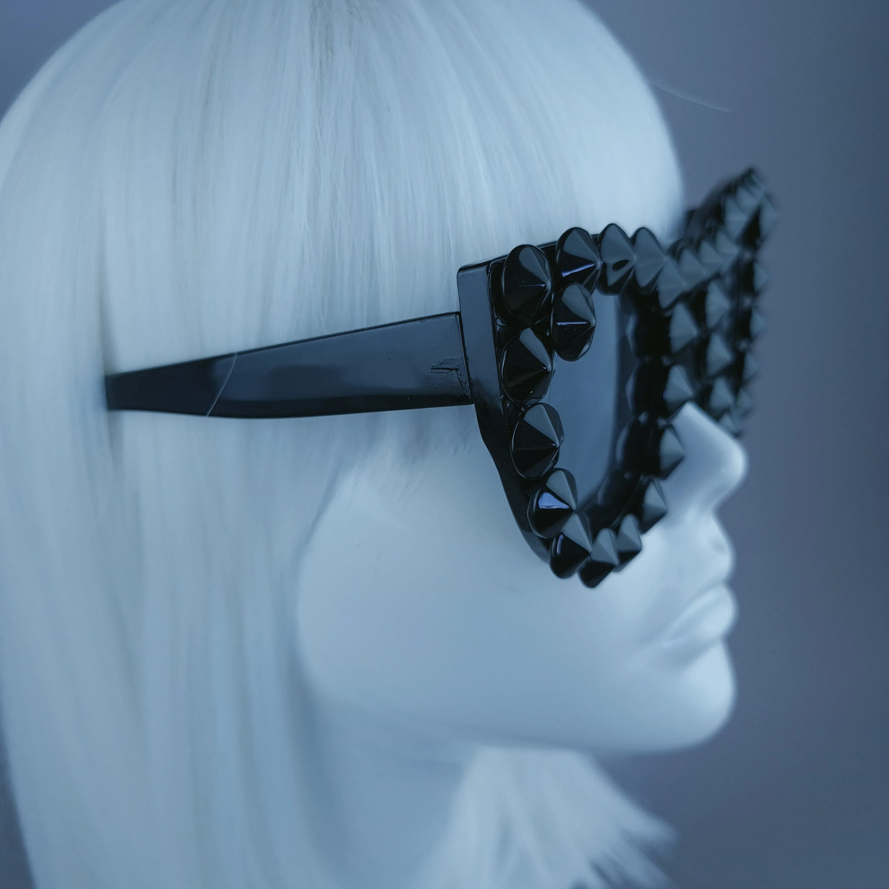 "Dyrk" Black Gem Cat Eye Sunglasses