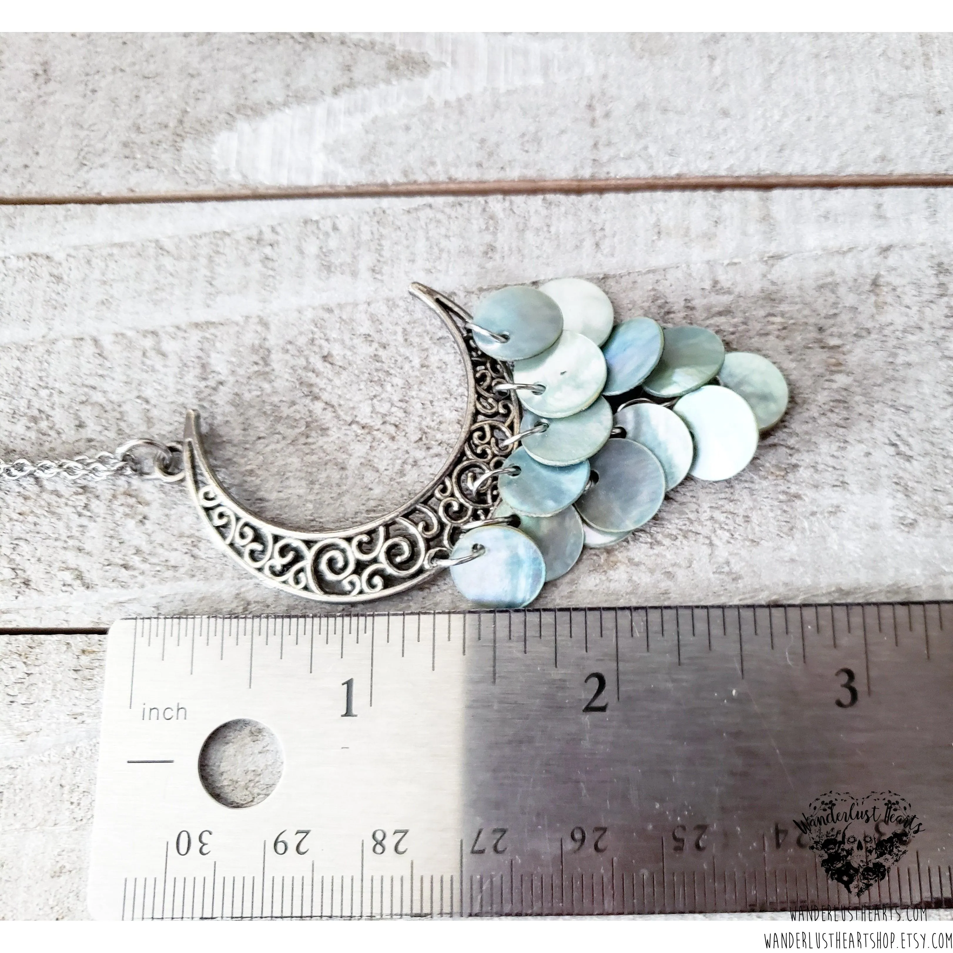 Shell moon necklace