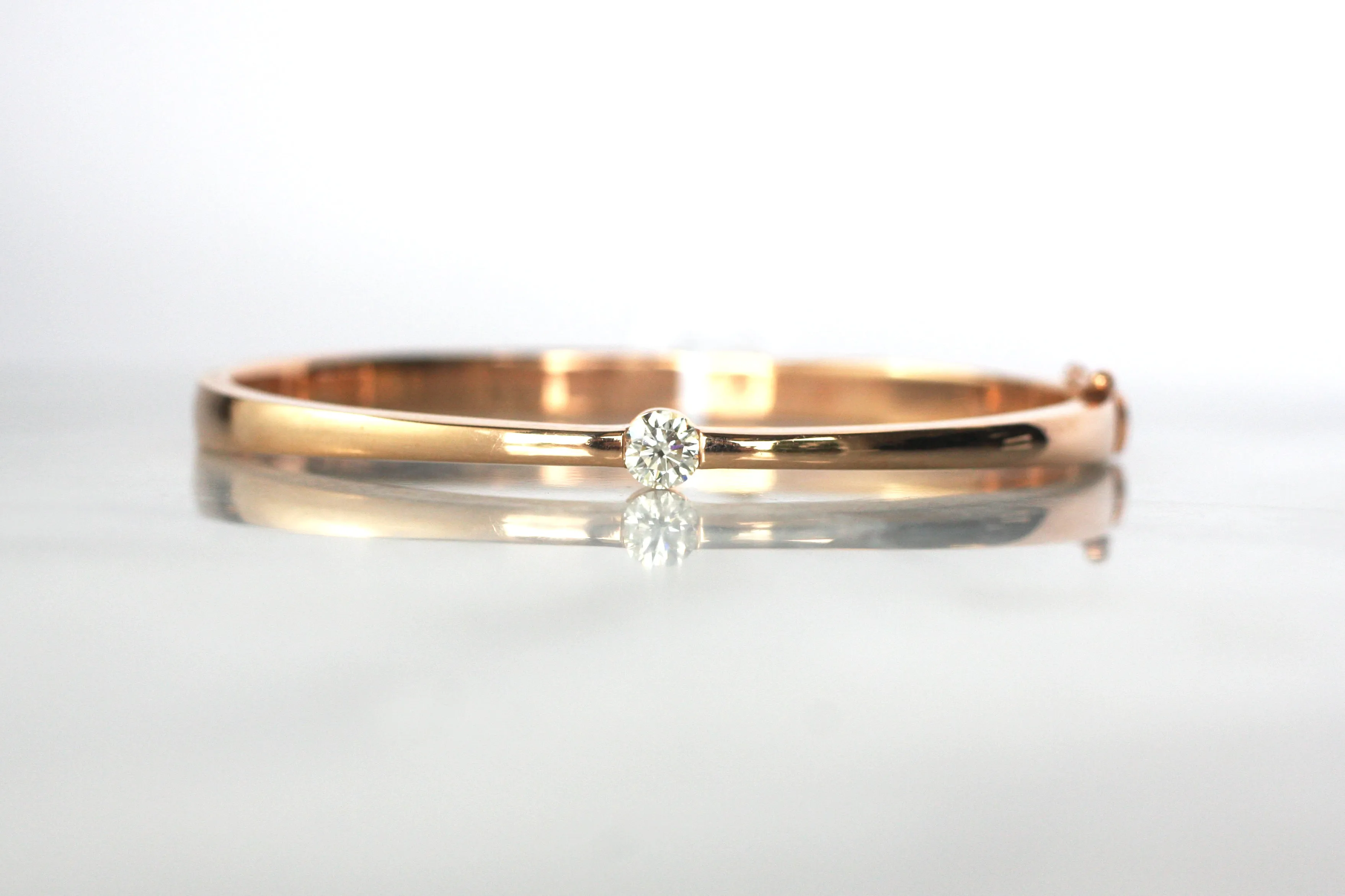 Single Diamond Bangle (Multiple Colors)