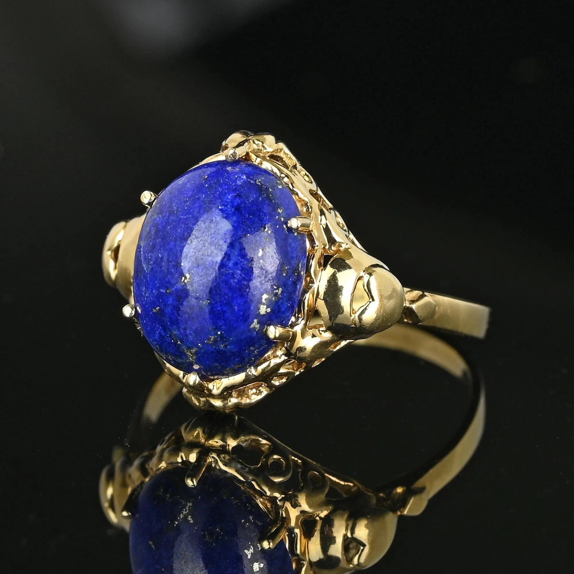 Vintage Gold Heart and Bow Lapis Lazuli Ring