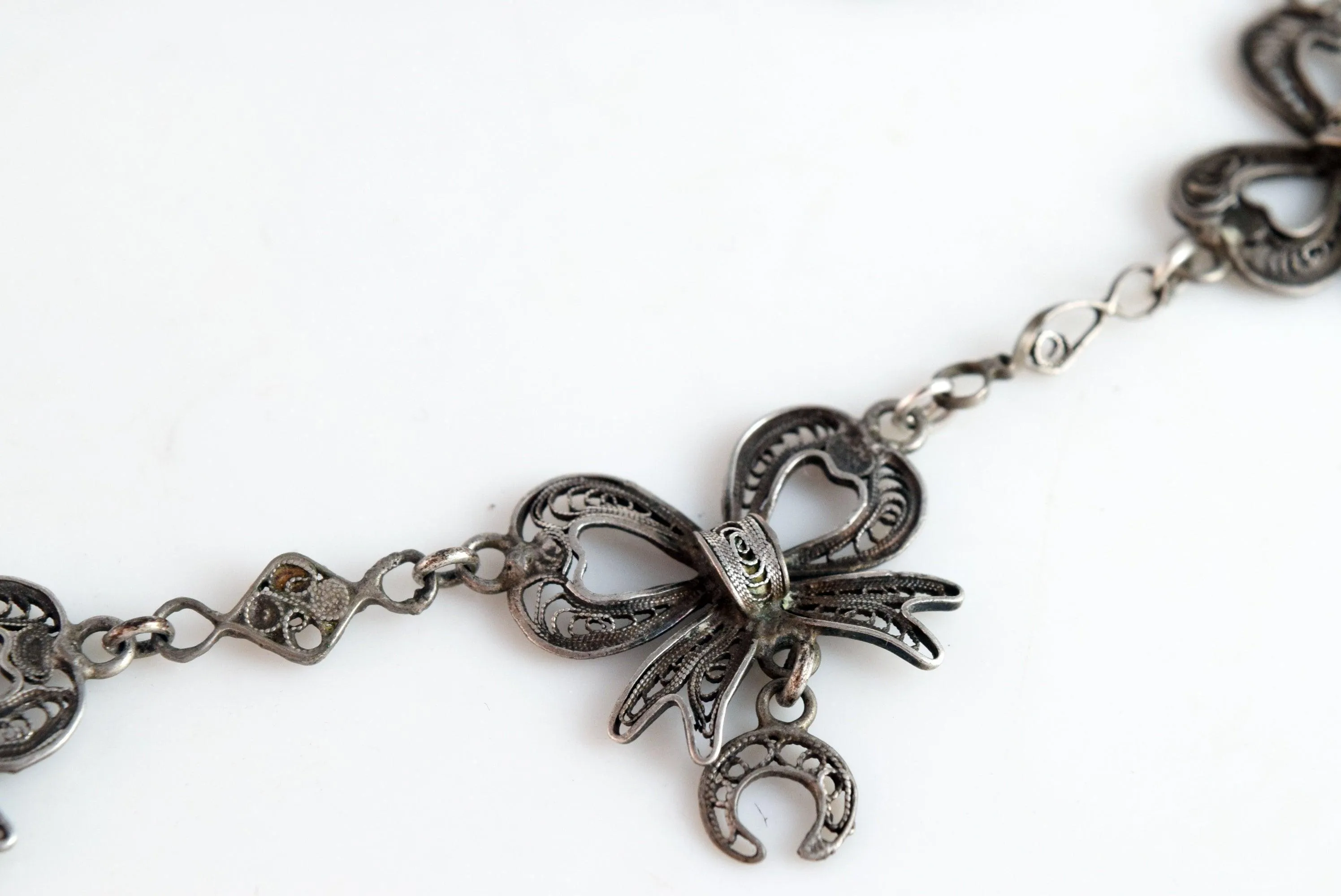 Vintage Italian Silver Filigree Bow Necklace