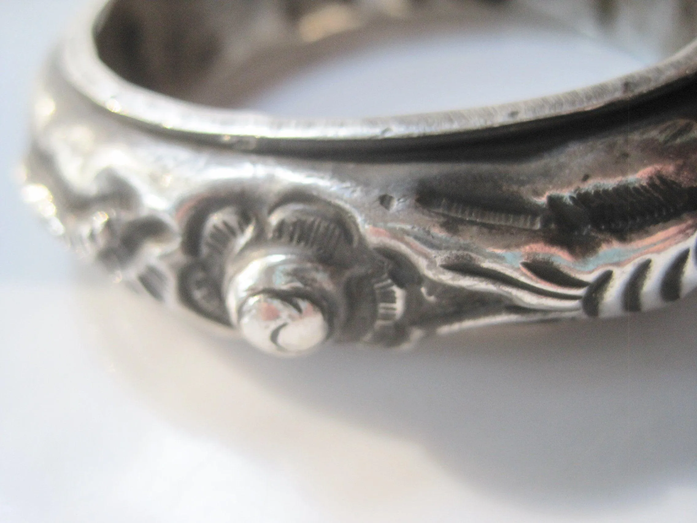 Vintage Miao Chinese Minority Silver Bracelet with Fish Motif