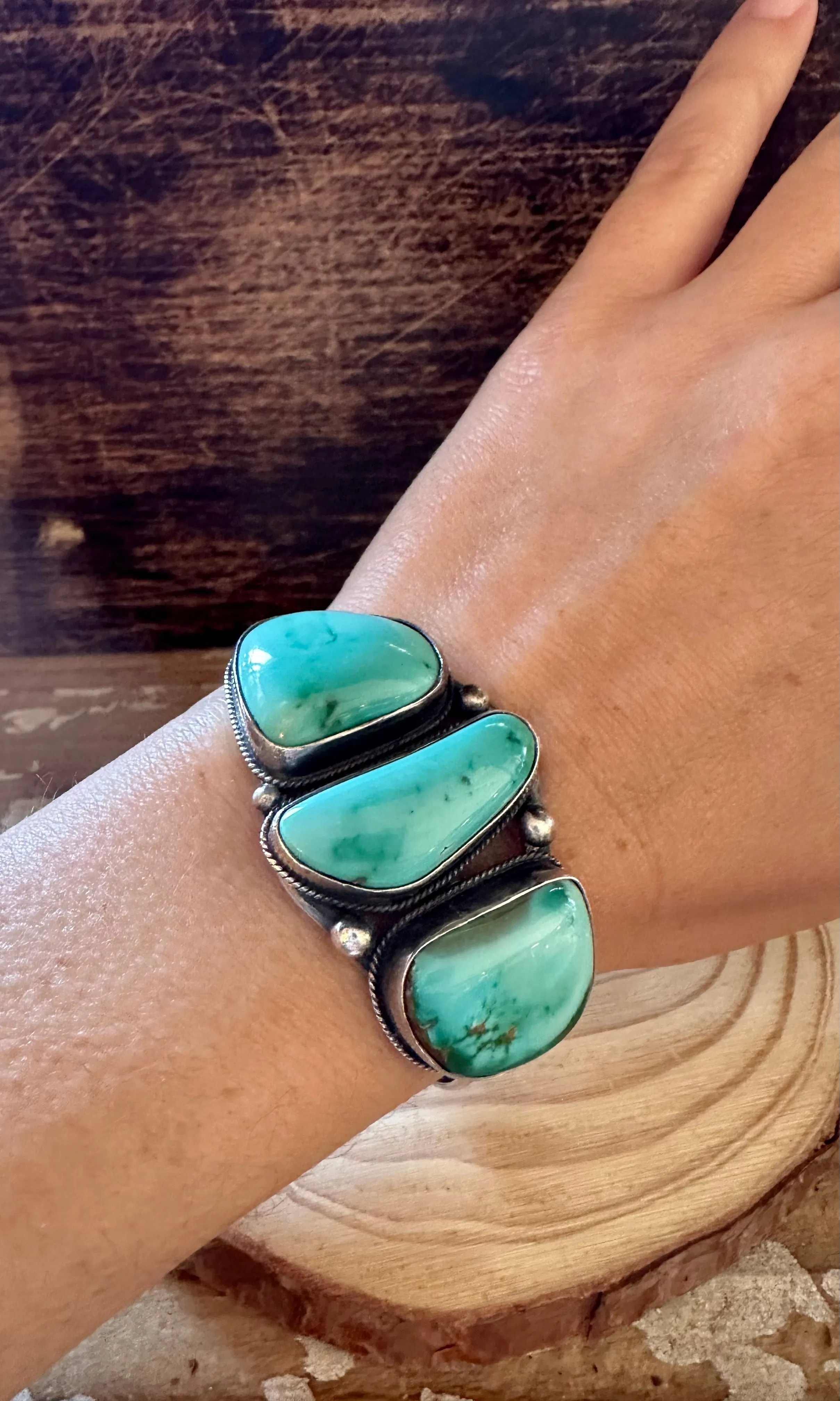 VIVIAN BARBONE TURQUOISE Cuff 36g