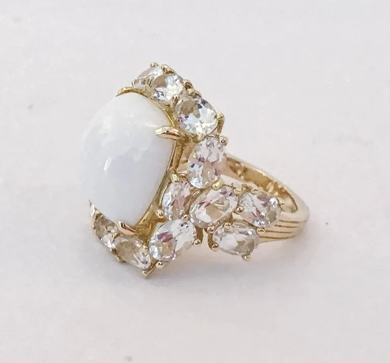 White Jade and White Topaz Yellow Gold Classic Cocktail Ring